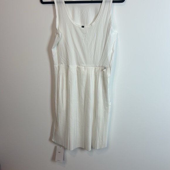 NWT Nike white golf dress - Picture 8 of 12